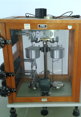 章丘市金屬顏料有限公司試驗(yàn)用天平